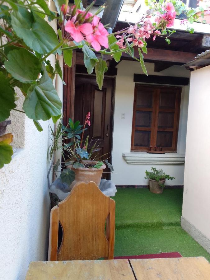 Huellas Hostal Antigua Esterno foto